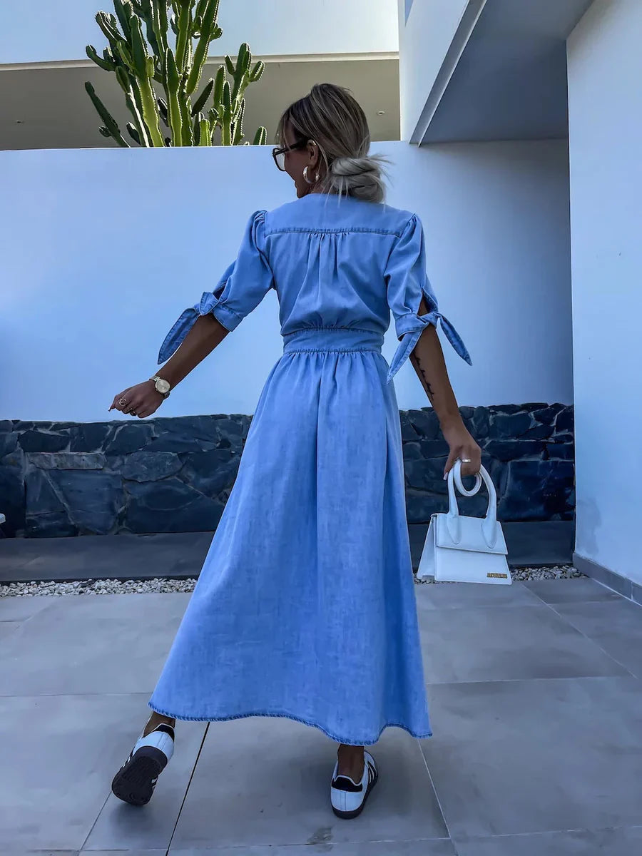 Julia|Robe Décolleté en Denim Chic